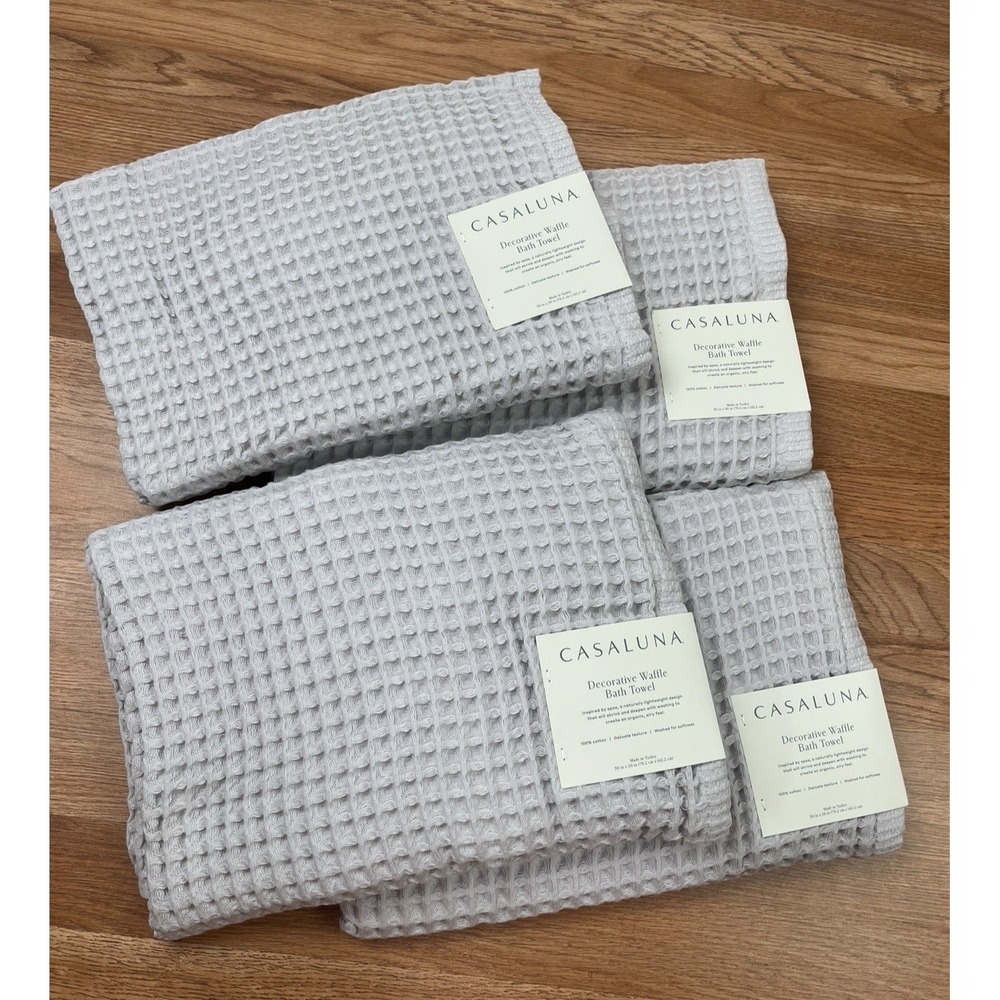 Set of 4 Casaluna Waffle Bath Towels in Light Grey, 100% Cotton, 30" x 56" NEW - Picture 1 of 5